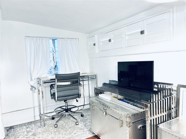 Detail Gallery Image 15 of 25 For 13111 Sierra, Agua Dulce,  CA 91390 - 1 Beds | 1 Baths