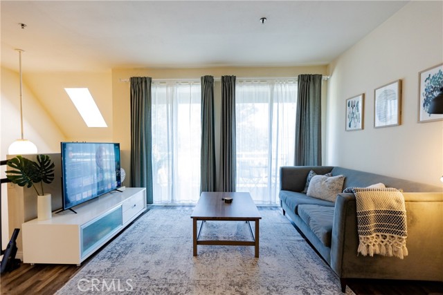 801 S 2nd Street, Alhambra CA: https://media.crmls.org/medias/5b011386-e356-4cbc-ad02-e86b22264a9f.jpg