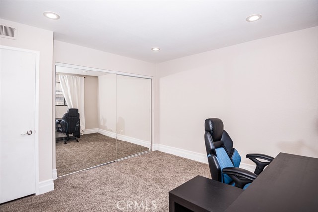 Detail Gallery Image 9 of 14 For 1000 Central Ave #19,  Riverside,  CA 92507 - 2 Beds | 2 Baths