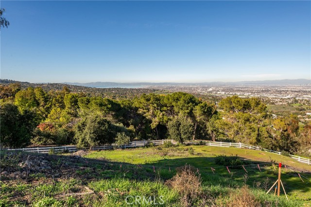 80 Saddleback, Rolling Hills CA: https://media.crmls.org/medias/5b015a6b-1025-4ad1-ba9b-8d73cf95a082.jpg