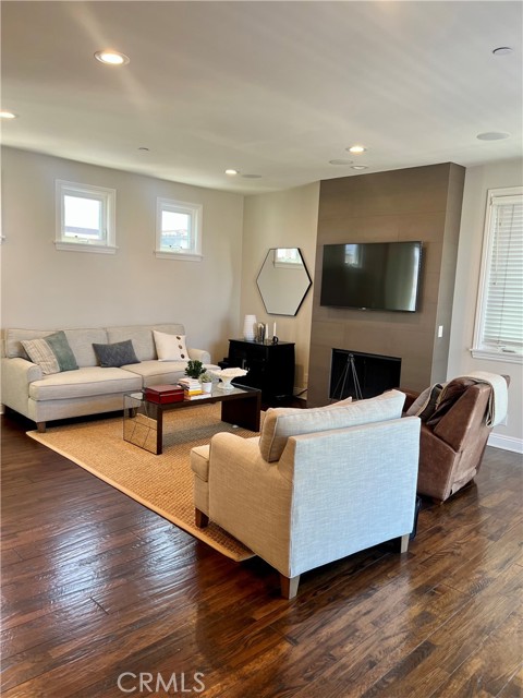 3108 Vista Drive, Manhattan Beach, California 90266, 3 Bedrooms Bedrooms, ,4 BathroomsBathrooms,Residential,Sold,Vista,SB22145978