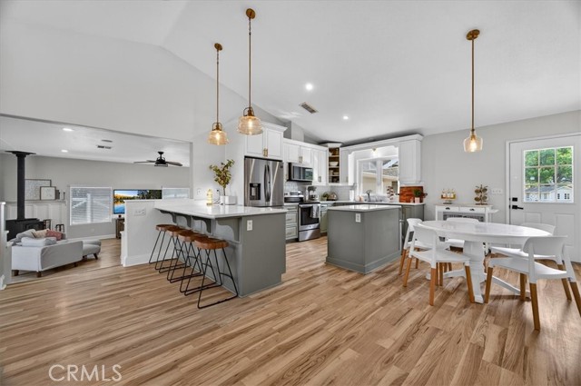 Detail Gallery Image 11 of 75 For 35073 Auberry, Auberry,  CA 93602 - 5 Beds | 3 Baths