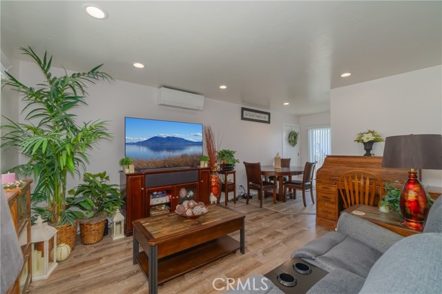 Detail Gallery Image 6 of 26 For 6948 E Plaza Terrace, Lucerne,  CA 95458 - 2 Beds | 1 Baths