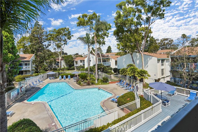 Generous sized main pool Generous sized main pool