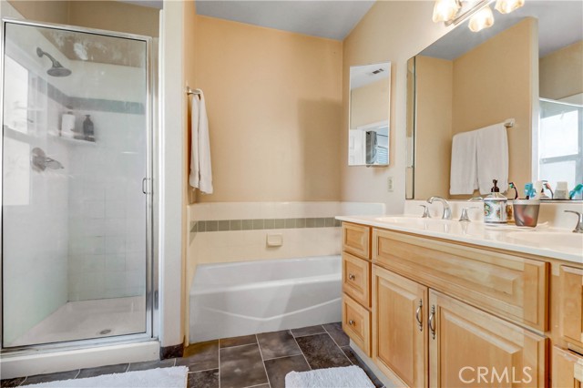 Detail Gallery Image 17 of 20 For 3624 Brockton Ave, Riverside,  CA 92501 - 3 Beds | 2/1 Baths