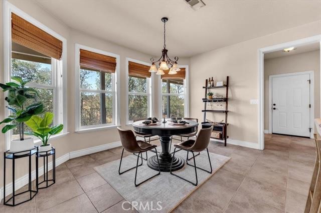 Detail Gallery Image 16 of 73 For 15125 N Kobbuntie Ct, Red Bluff,  CA 96080 - 5 Beds | 3/1 Baths