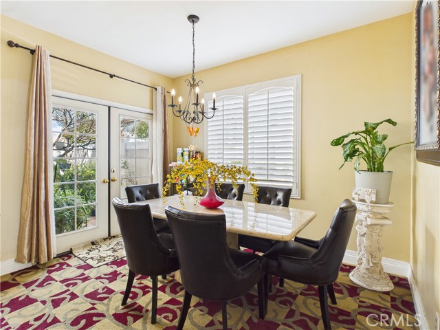 Detail Gallery Image 8 of 47 For 15 Redwood Ct, Stanton,  CA 90680 - 3 Beds | 2/1 Baths