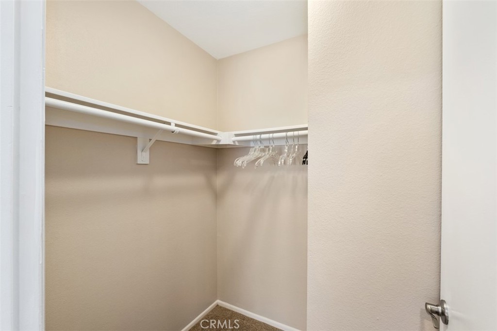 5b052cb3 77d9 44f3 B722 3769351d38dc