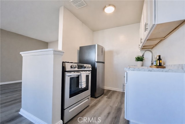 Detail Gallery Image 4 of 25 For 1811 W Sallie #7,  Anaheim,  CA 92804 - 1 Beds | 1 Baths