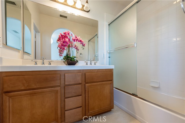 Detail Gallery Image 25 of 34 For 216 Tall Oak, Irvine,  CA 92603 - 3 Beds | 3/1 Baths