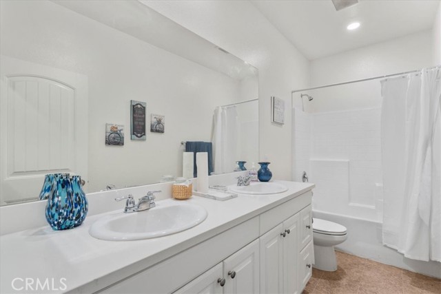 Detail Gallery Image 21 of 31 For 15993 Huckleberry Ave, Chino,  CA 91708 - 3 Beds | 2/1 Baths