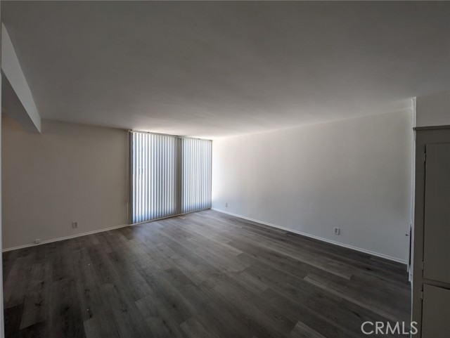 Detail Gallery Image 5 of 11 For 943 N Louise St #2,  Glendale,  CA 91207 - 1 Beds | 1 Baths