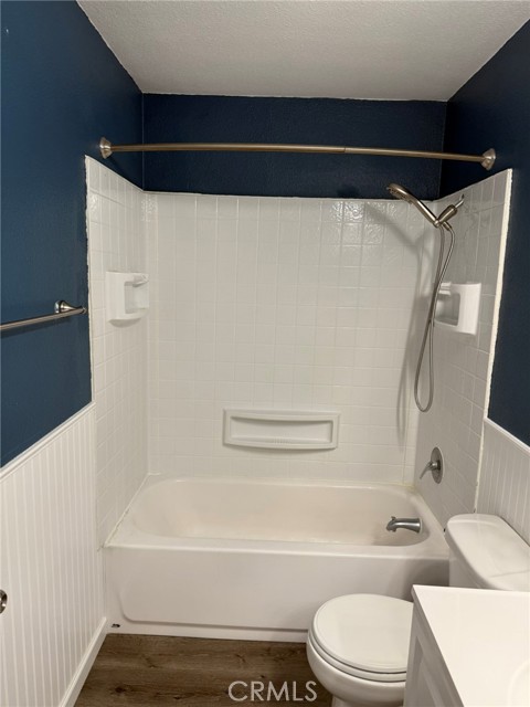 375 State 20 E Highway, Upper Lake CA: https://media.crmls.org/medias/5b05ffaa-7d17-41ed-a93e-aa394c1d16ac.jpg