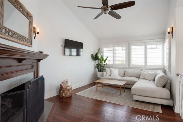 2105 N. Meadows Ave, Manhattan Beach, California 90266, 4 Bedrooms Bedrooms, ,3 BathroomsBathrooms,Residential,Sold,N. Meadows Ave,SB22064720