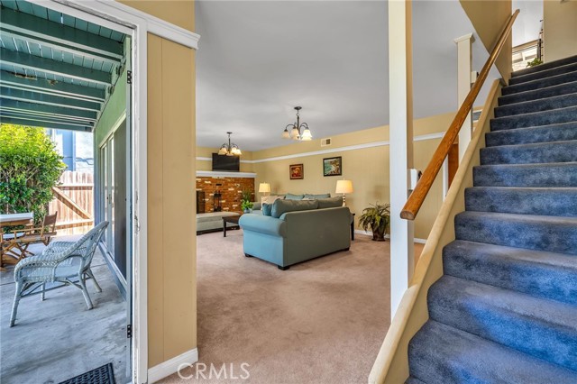 168 Vista Del Parque, Redondo Beach, California 90277, 6 Bedrooms Bedrooms, ,3 BathroomsBathrooms,Residential,Sold,Vista Del Parque,PV22188074