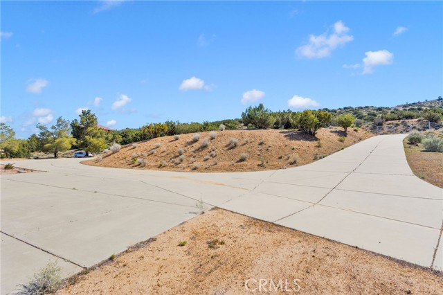Detail Gallery Image 52 of 65 For 8250 Snow Cap, Pinon Hills,  CA 92372 - 3 Beds | 2/1 Baths