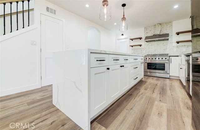 Detail Gallery Image 12 of 53 For 380 Mira Loma Pl, Costa Mesa,  CA 92627 - 4 Beds | 3 Baths