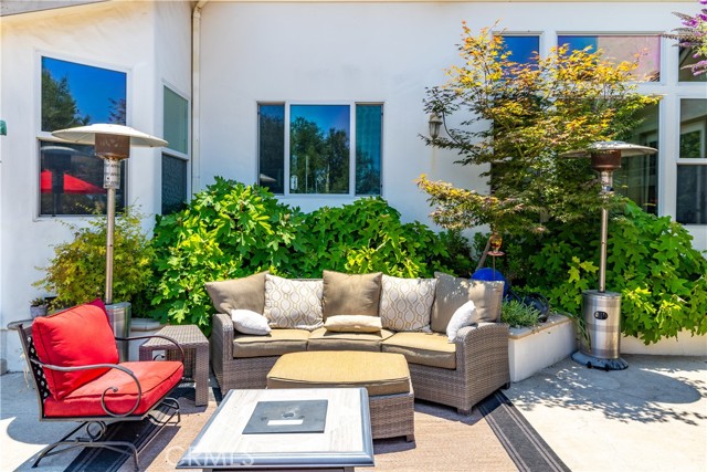 2045 Vista De La Vina, Templeton CA: https://media.crmls.org/medias/5b086150-e3a1-4184-9488-e441276ac87e.jpg