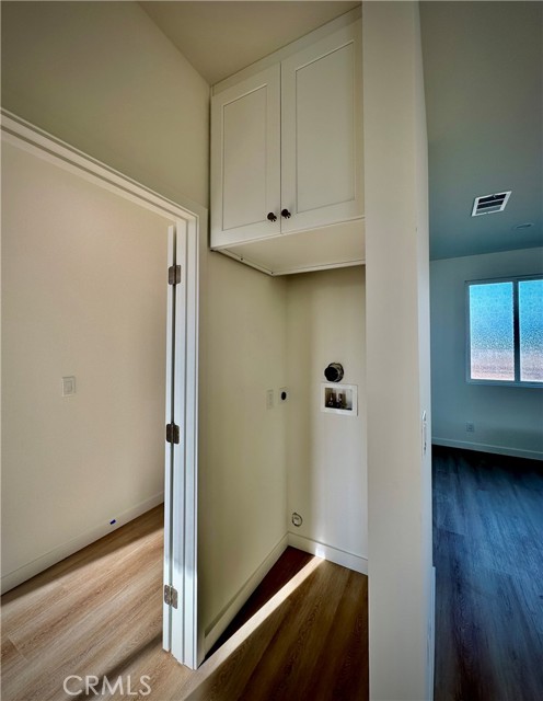 Image 39 of 63 For 6168 Briercrest Avenue