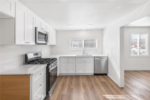 Detail Gallery Image 9 of 34 For 347 N Garfield, Corona,  CA 92882 - 2 Beds | 1 Baths