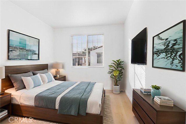 Detail Gallery Image 18 of 35 For 22756 Meyler St, Torrance,  CA 90502 - 5 Beds | 3 Baths