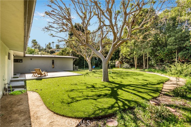 39 Shady Vista Road, Rolling Hills Estates, California 90274, 3 Bedrooms Bedrooms, ,2 BathroomsBathrooms,Residential,Sold,Shady Vista,SB22045162