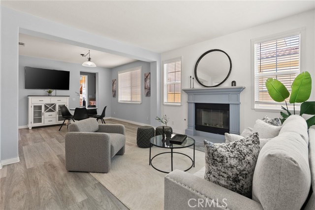21 Plaza Modena, Lake Elsinore CA: https://media.crmls.org/medias/5b0aff65-7bcc-41b9-b301-8502778b2fa4.jpg