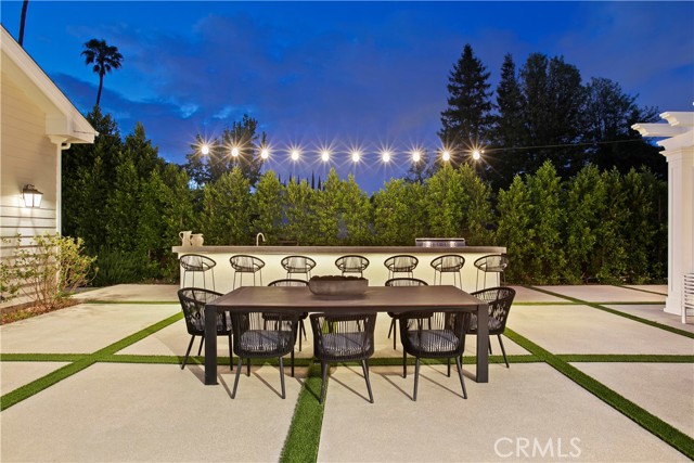 Detail Gallery Image 12 of 56 For 4509 Noeline Ave, Encino,  CA 91436 - 6 Beds | 6/1 Baths
