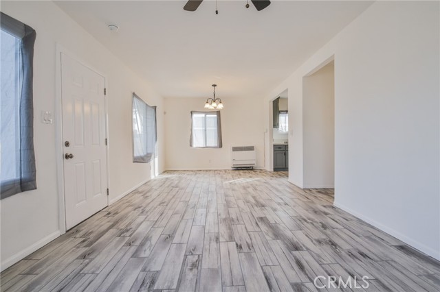 Detail Gallery Image 10 of 41 For 946 E 104th, Los Angeles,  CA 90002 - 3 Beds | 2 Baths