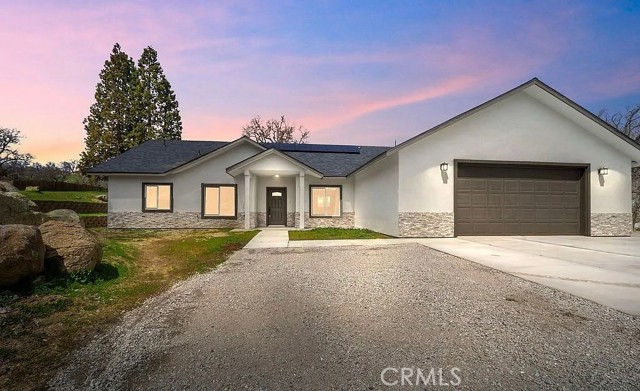 30181 Knight Ct, Tehachapi CA: https://media.crmls.org/medias/5b0ba23c-6b68-4e17-b335-5b340efb07f8.jpg