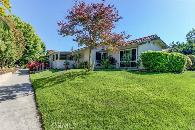 Image 3 for 2023 E Via Mariposa #B, Laguna Woods, CA 92637