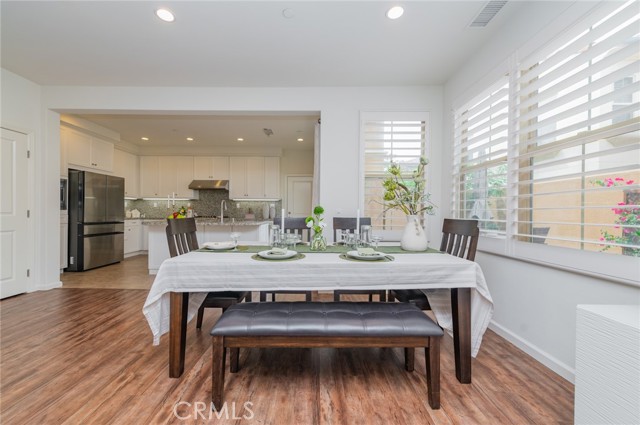 Detail Gallery Image 11 of 37 For 59 Fairymoss, Irvine,  CA 92620 - 3 Beds | 3/1 Baths