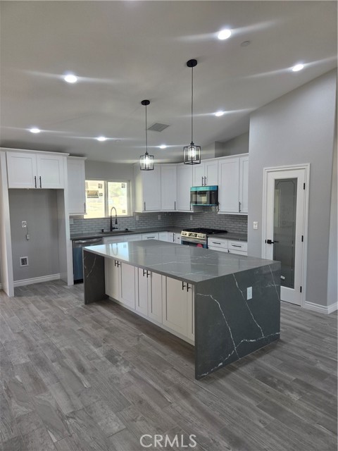 0 Kenyon Avenue, Hesperia CA: https://media.crmls.org/medias/5b0c4dc3-01ce-40d6-be54-32013ce6db9e.jpg
