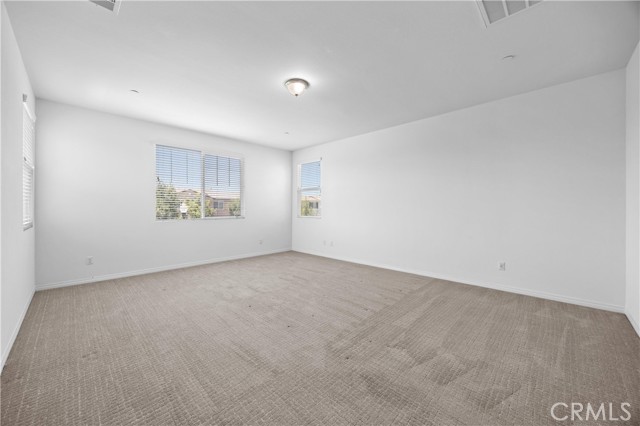 4132 S Canal Way, Ontario CA: https://media.crmls.org/medias/5b0cf24a-8452-425f-b608-ab5c2270dd86.jpg