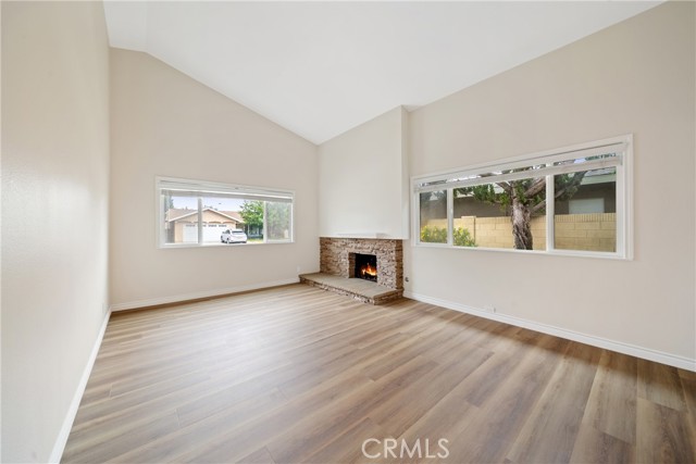 Detail Gallery Image 14 of 29 For 5665 Meadow Vista Way, Agoura Hills,  CA 91301 - 4 Beds | 2 Baths