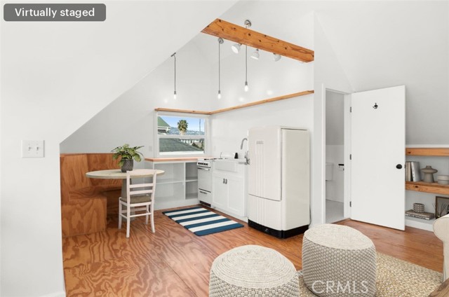 Detail Gallery Image 49 of 71 For 242 W 17th St, San Pedro,  CA 90731 - 4 Beds | 3/1 Baths