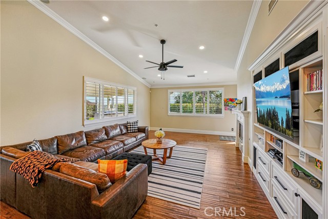 Detail Gallery Image 17 of 57 For 3931 Ashwood Circle, Corona,  CA 92881 - 4 Beds | 3/1 Baths