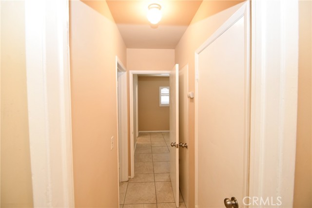 2709 W 109th Street, Inglewood CA: https://media.crmls.org/medias/5b118b50-a39f-423b-abc4-b74883ed4c59.jpg