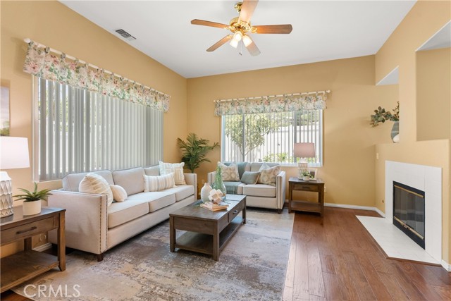 8 Chatri Circle, Lake Forest CA: https://media.crmls.org/medias/5b12643d-9386-4eac-83df-7d521225b644.jpg