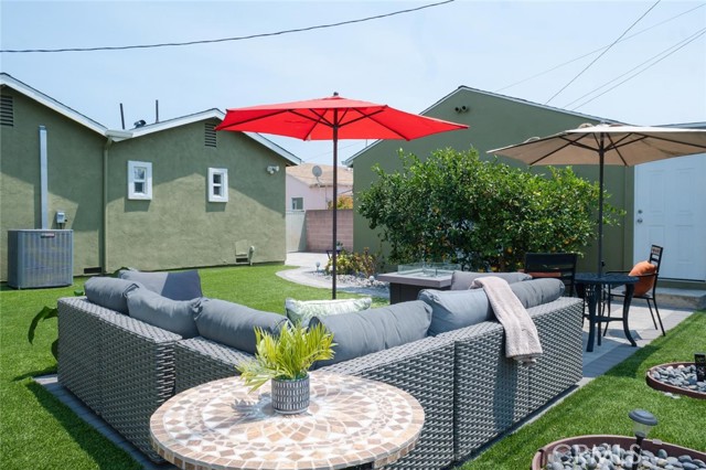 3815 Welland Avenue, Los Angeles CA: https://media.crmls.org/medias/5b12a932-b931-4840-bd36-b933e729503b.jpg