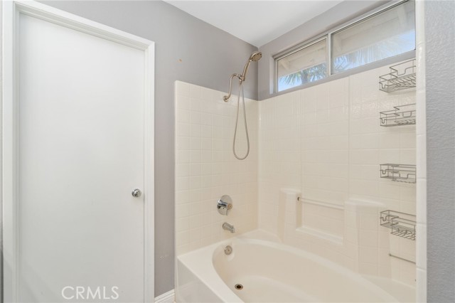 Detail Gallery Image 16 of 26 For 865 Honey Grove Way, Corona,  CA 92878 - 3 Beds | 2/1 Baths