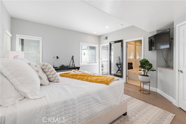 Detail Gallery Image 20 of 32 For 608 Poinsettia Ave #B,  Corona Del Mar,  CA 92625 - 2 Beds | 2/1 Baths