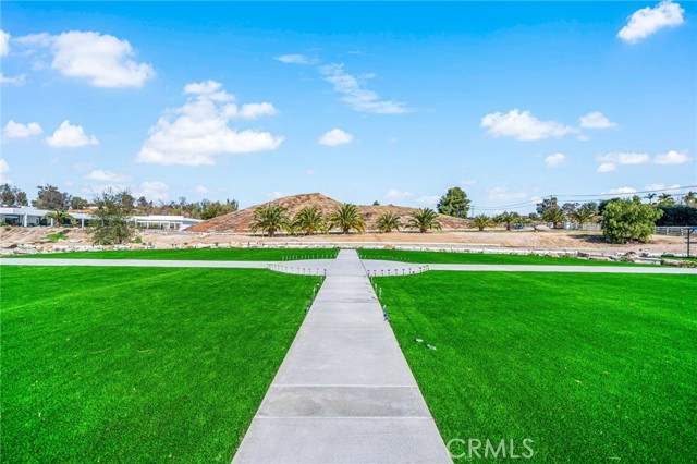 40880 De Portola Road, Temecula, California 92592, ,Commercial Sale,For Sale,De Portola,SW25041177