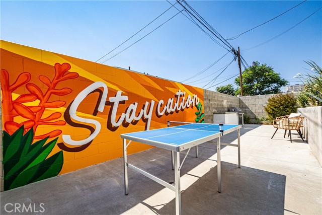 Detail Gallery Image 8 of 40 For 6025 Craner Ave #401,  North Hollywood,  CA 91606 - 4 Beds | 4/1 Baths