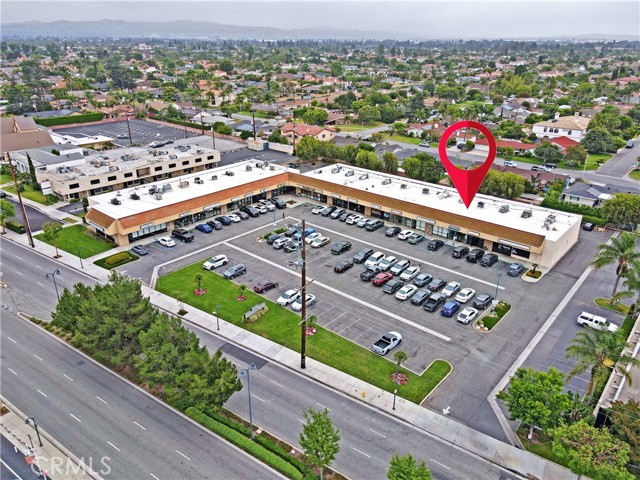 9984 lakewood Boulevard, Downey CA: https://media.crmls.org/medias/5b17e08e-4dda-422a-a46d-01510cbb47b0.jpg