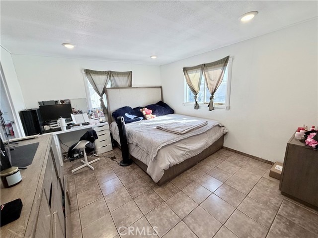 Detail Gallery Image 20 of 37 For 1855 Riverside, Ontario,  CA 91761 - 3 Beds | 2 Baths