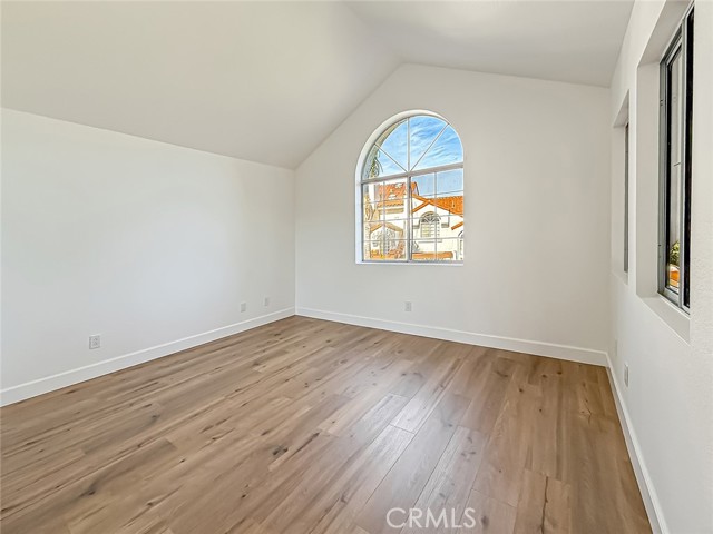 Detail Gallery Image 17 of 34 For 206 Camino Cortina, Camarillo,  CA 93010 - 3 Beds | 3 Baths