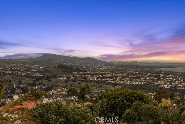 Detail Gallery Image 33 of 37 For 30626 La Vue, Laguna Niguel,  CA 92677 - 5 Beds | 3 Baths