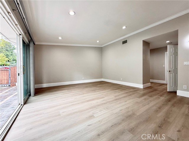 Detail Gallery Image 60 of 73 For 24204 Calvert, Woodland Hills,  CA 91367 - 6 Beds | 3 Baths