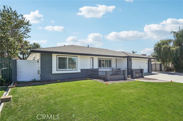 Image 3 for 41559 Lomas St, Hemet, CA 92544